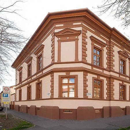 Csanabella House Hotel Szeged Exterior photo